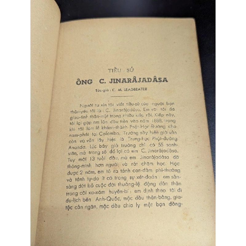 Chúa và phật - C.jinarajadasa ( dịch giả Nguyễn Văn Hai ) 366686