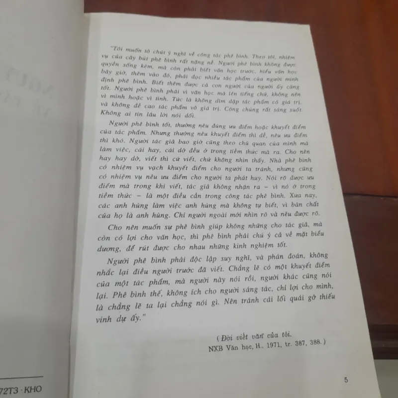 NGUYỄN CÔNG HOAN - về Tác gia và Tác phẩm 748285