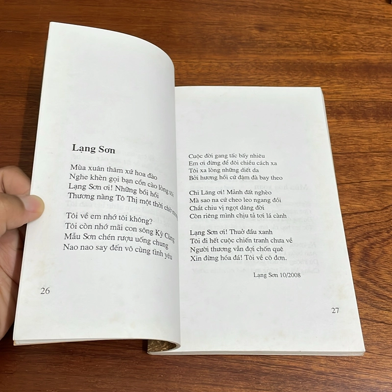 [Có Chữ Ký Tác Giả] - II Thơ: Gửi Nắng Cho Anh - Nguyễn An - 2011 504869