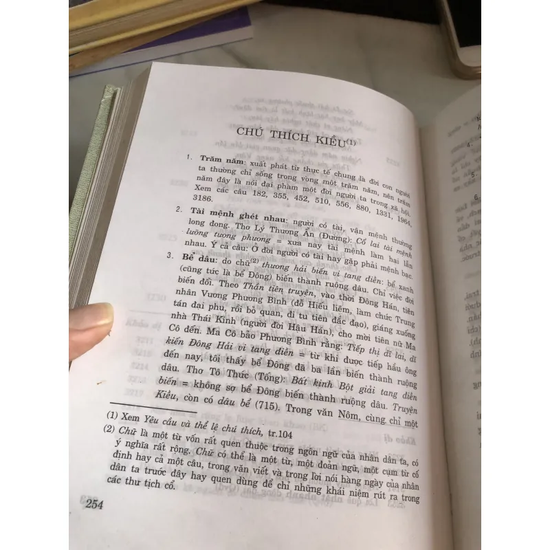 Nguyễn Du tác phẩm và lịch sử Văn Bản - Nguyễn Thạch Giang  1035728