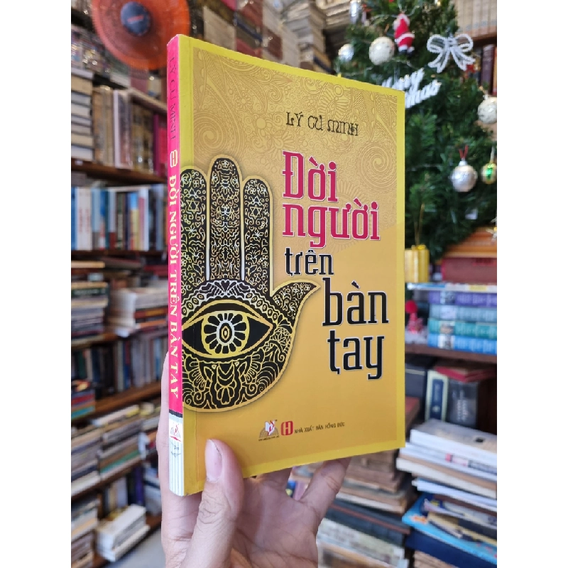 Đời Người Trên Bàn Tay - Lý Cư Mình 353119