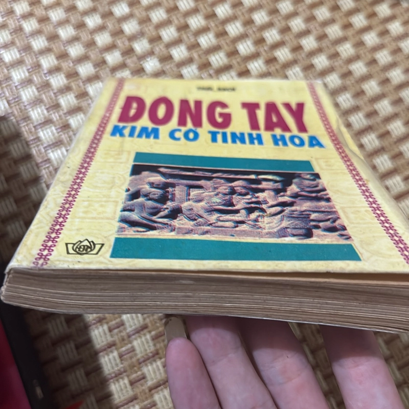 Đông tây kim cổ tinh hoa - Thái Bạch 524423