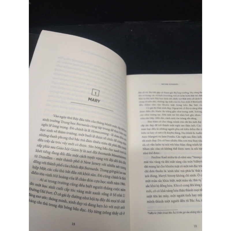 Nữ hoàng không ngai năm 2018 mới 90% bẩn HCM0203 phụ nữ 913183