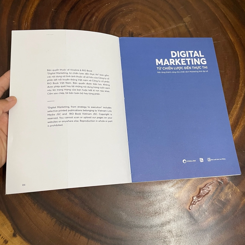 II Tựa sách: DIGITAL MARKETING _ Từ Chiến Lược Đến Thực Thi - 2019 443742