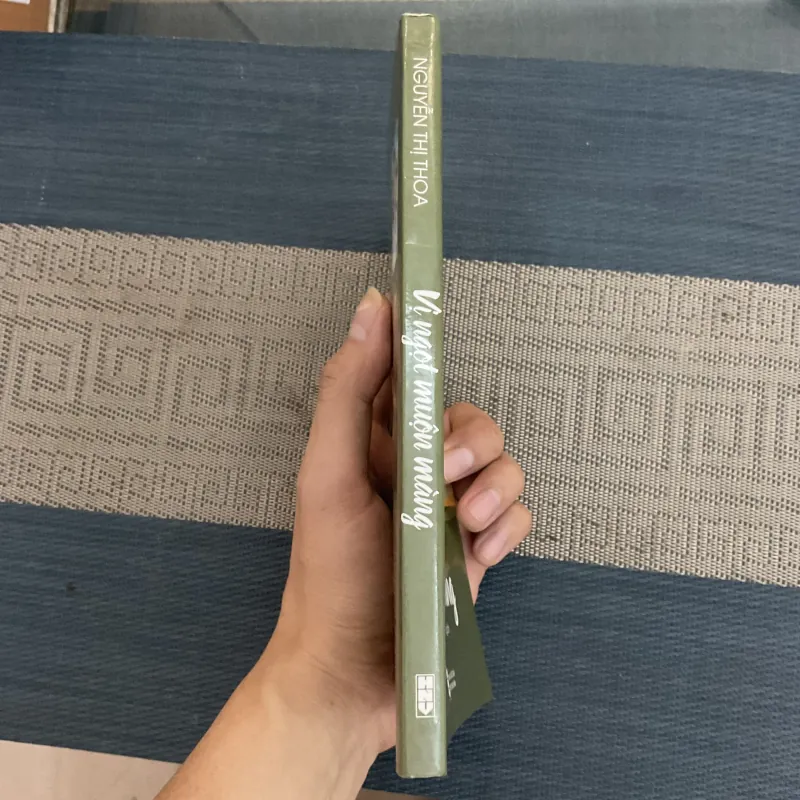 [XÃ HỘI] Vị ngọt muộn màng - Nguyễn Thị Thoa 780574