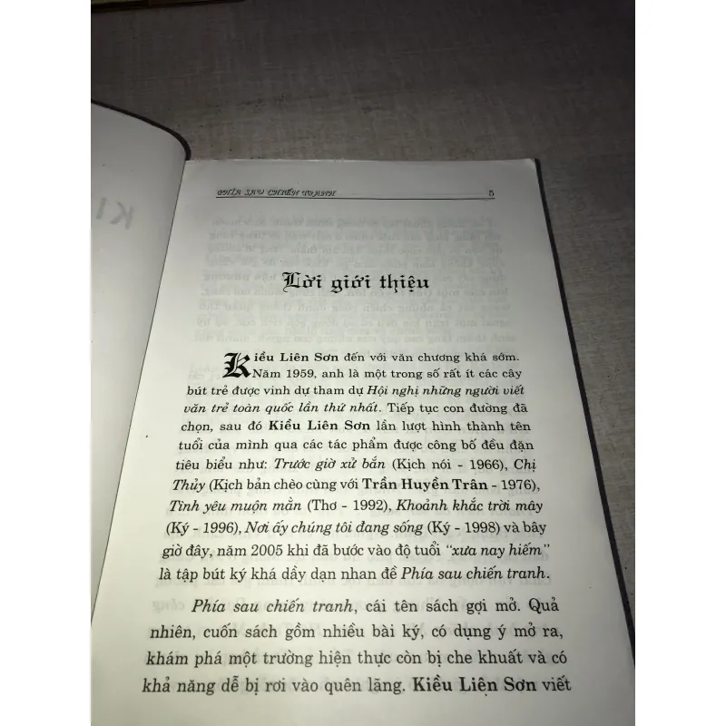 Phía sau chiến tranh 780242