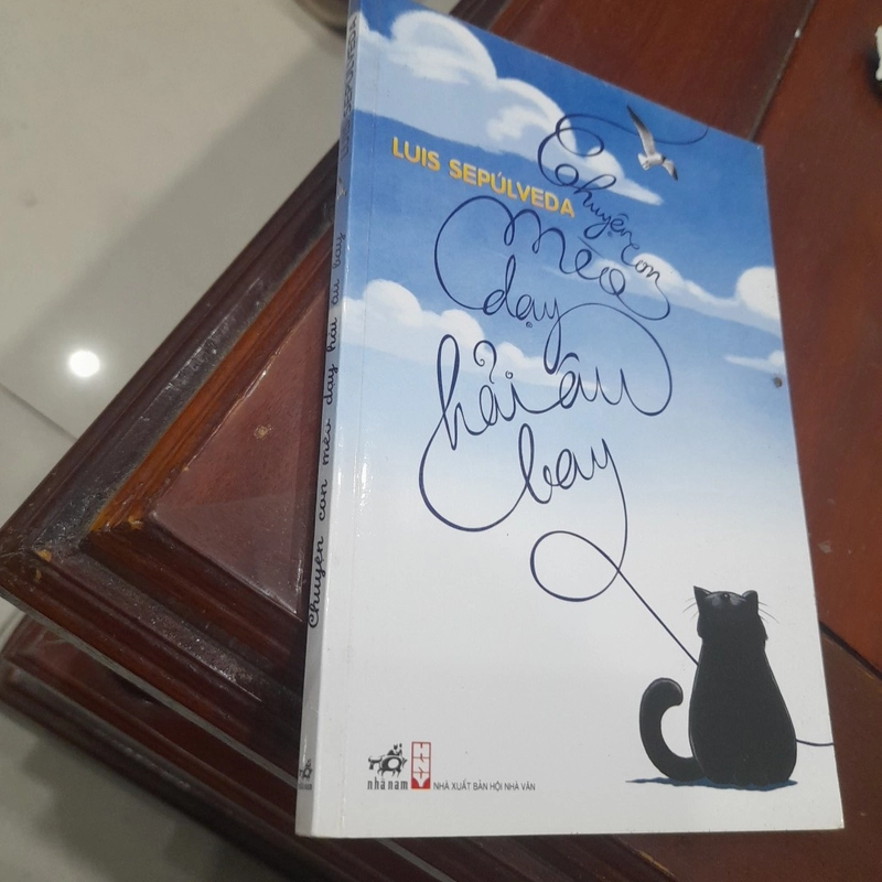 Chuyện Con Mèo dạy Hải Âu bay 479260