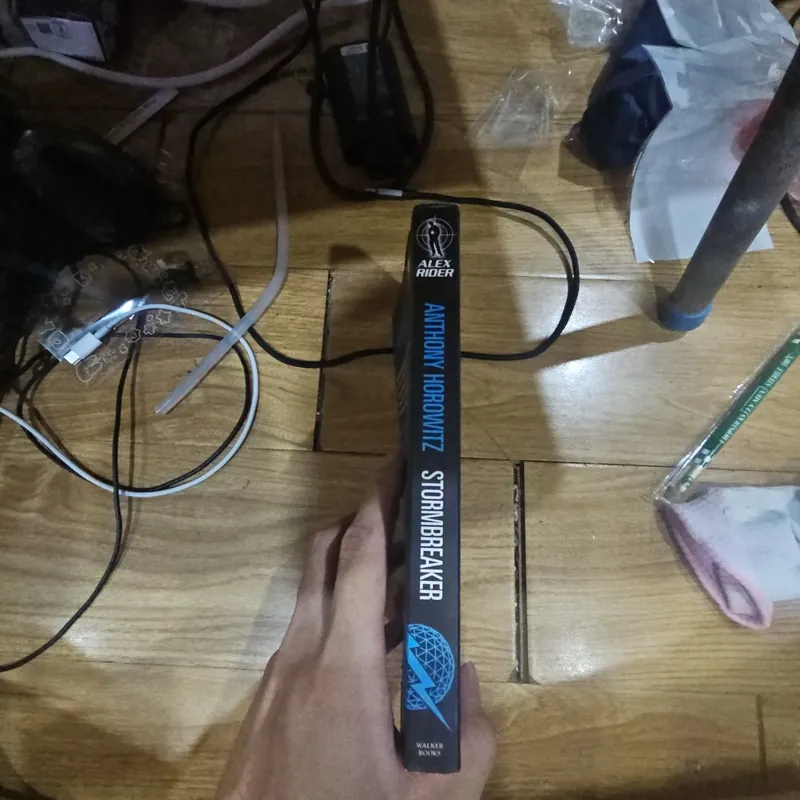 Alex Rider Mission 1 : Stormbreaker  714621