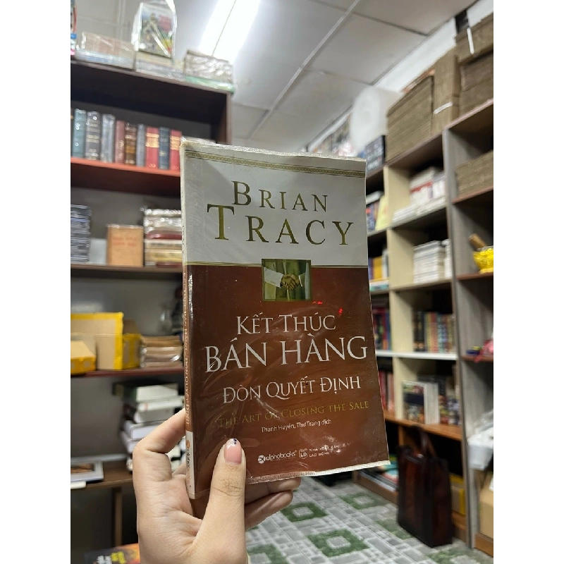 Kết thúc bán hàng đòn quyết định - Brian Tracy 143937