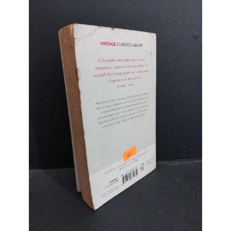 Robinson Crusoe mới 70% ố vàng HCM1001 Daniel Defoe NGOẠI VĂN 369686