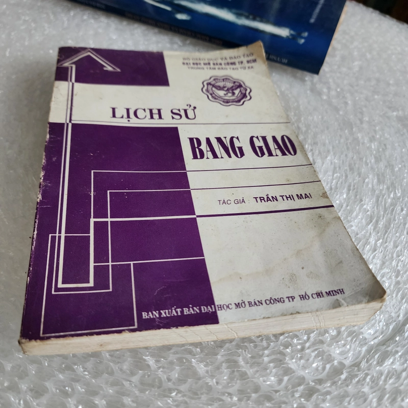 Lịch sử bang giao | Trần Thị Mai tài liệu nội bộ  521610