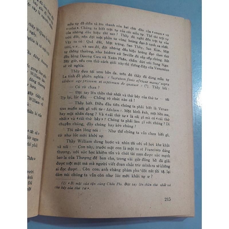 TÊN CỦA ĐÓA HỒNG - UMBERTO ECO 447635