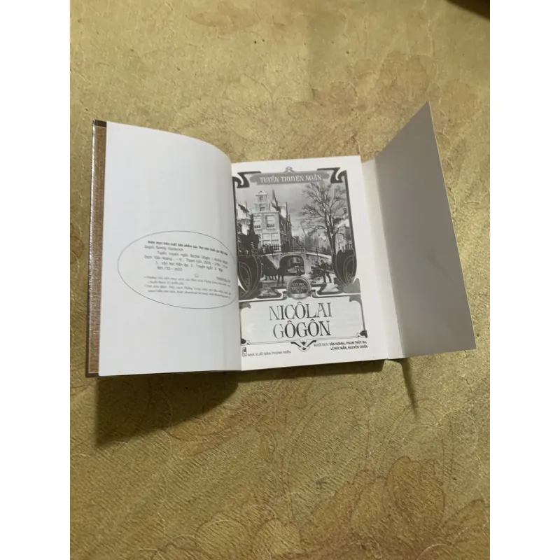 TUYỂN TRUYỆN NGẮN NICÔLAI GÔGÔN - VĂN HỌC KINH ĐIỂN NGA 753709