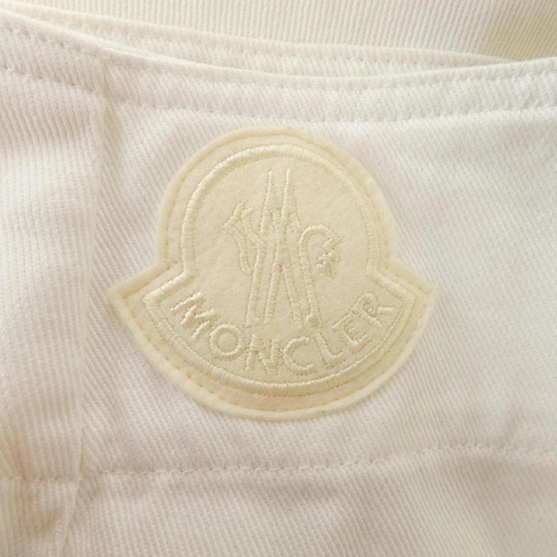 Chân váy MONCLER E20932520200 V0052 647769