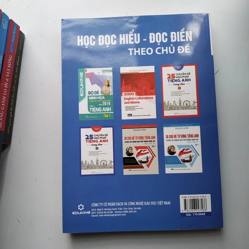 Sách "Học đọc hiểu - đọc điền theo chủ đề" của Trang Anh 270956