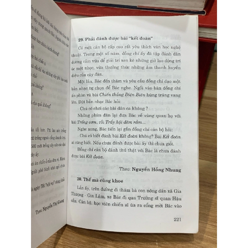 Một số lời giải và mẫu chuyện về tấm gương đạo đức của Chủ tịch HCM-NXB Chính Trị quốc gia 728864