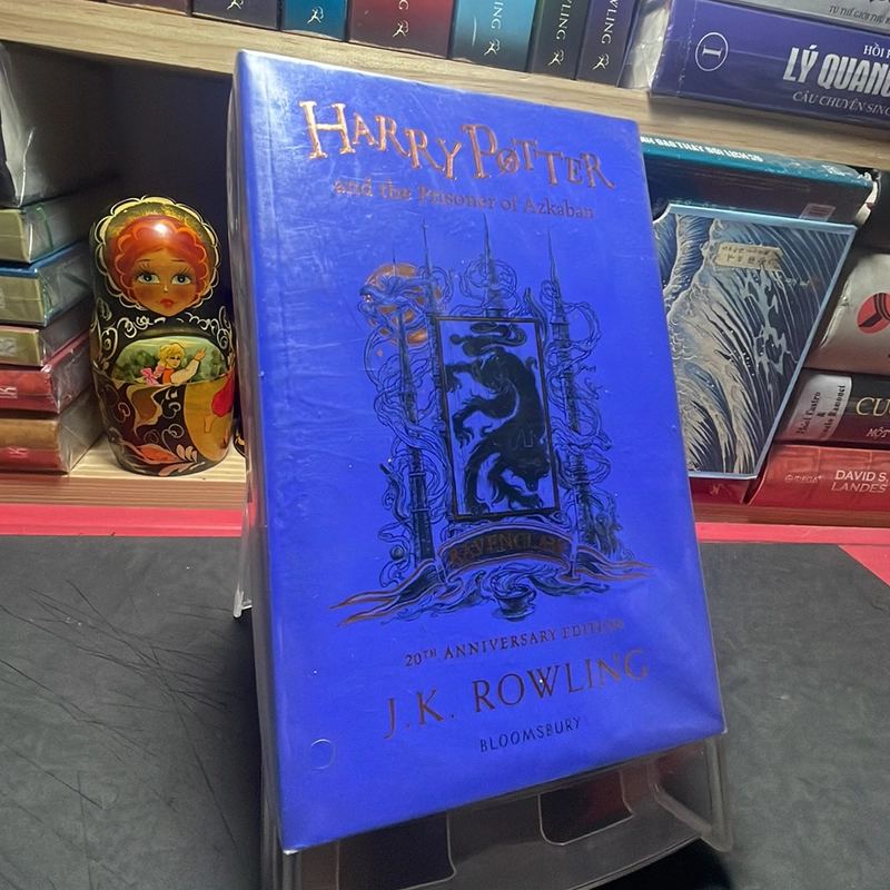 Harry Potter and the Prisoner of Azkaban J.K. Rowling 320008