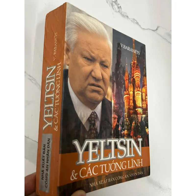 Yeltsin & các tướng lĩnh - V. Baranets - Chính trị / Tư liệu lịch sử 931909