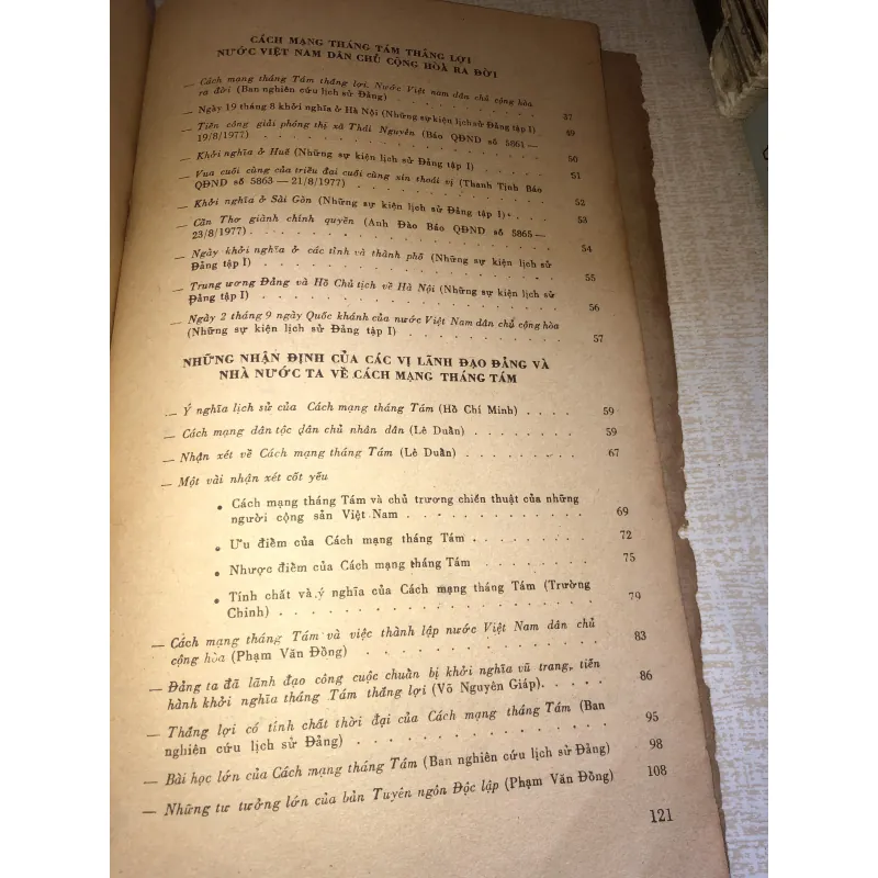 Tài Liệu Tham Khảo về Cách Mạng Tháng Tám 937329