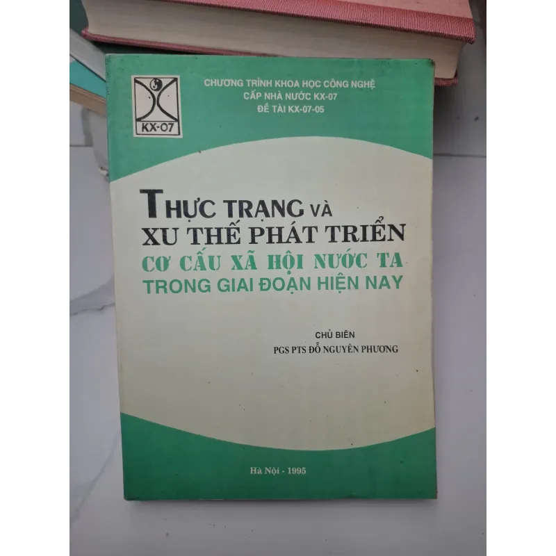 Thực trạng và xu thế phát triển cơ cấu xã hội nước ta trong giai đoạn hiện nay 696453