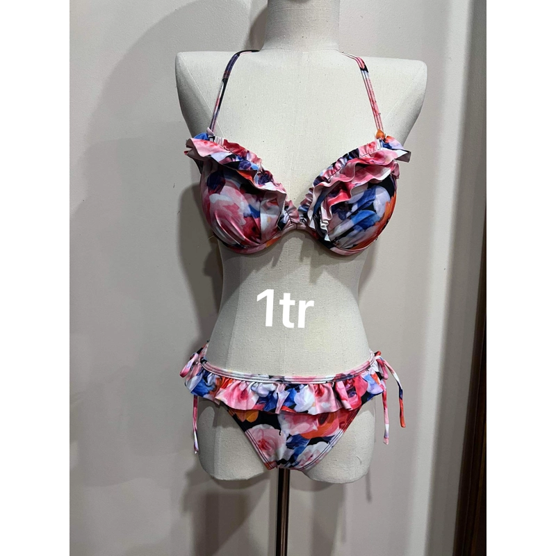 Bikini - size S-M ( 48-55kg)- made in Japand - Used 201735