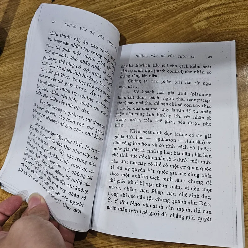 Những vấn đề của thời đại (sách photo)
 688275