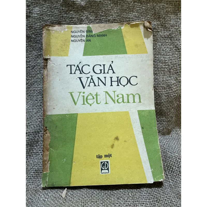 Tác giả văn học Việt Nam - văn học trung đại đến cận đại  999020