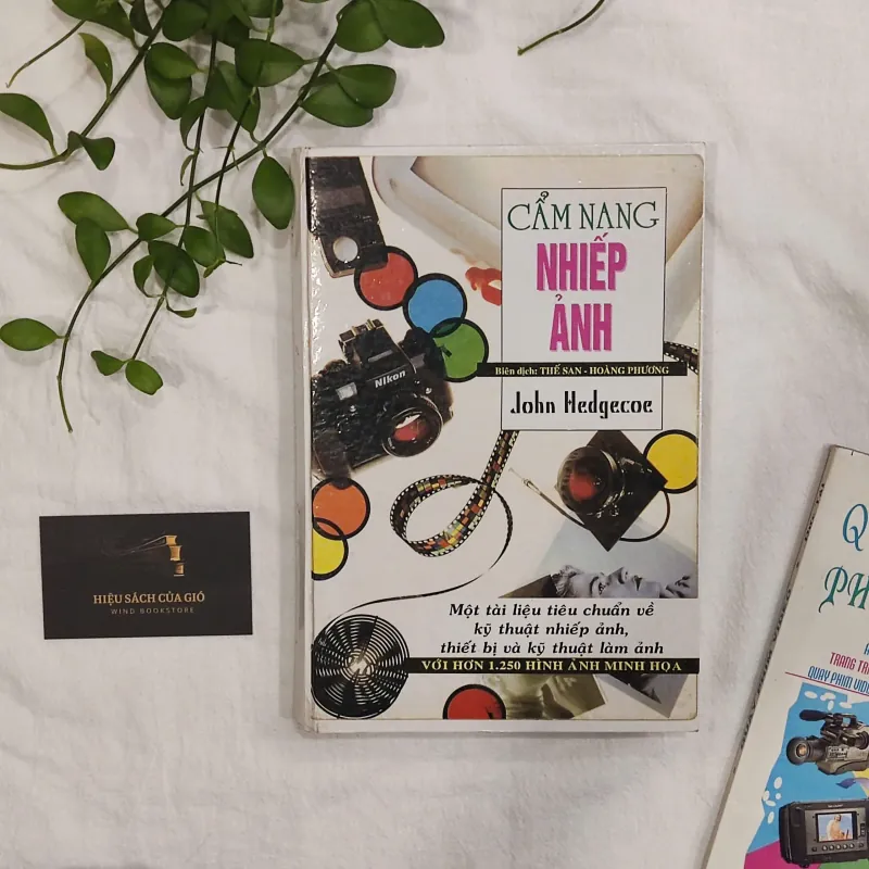 (Bìa cứng) Cẩm nang nhiếp ảnh - John Hedgecoe 673994