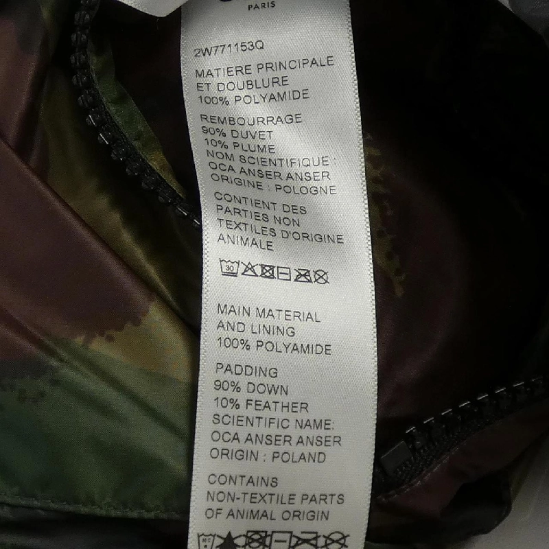 Áo khoác lông vũ CELINE - Hàng hiệu Authentic 897982