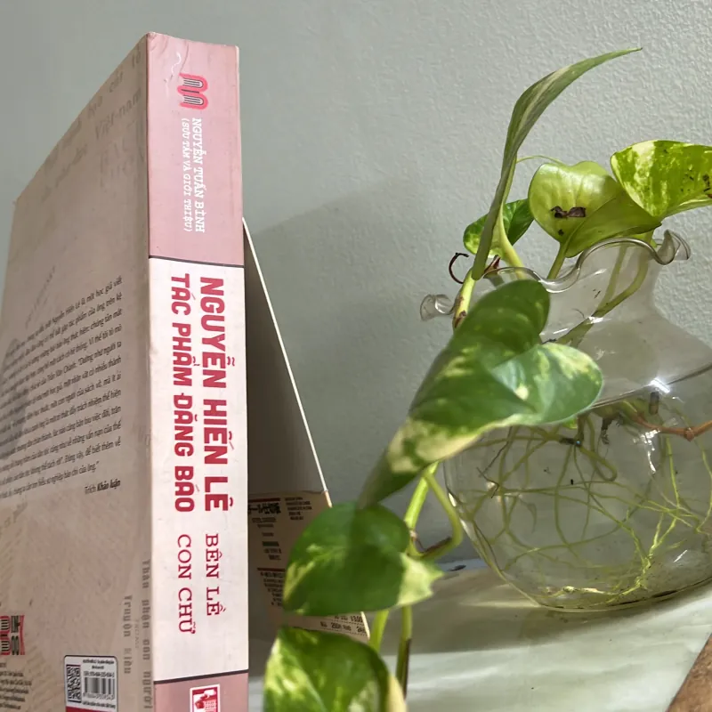 Bên lề con chữ - Nguyễn Hiến Lê 751812