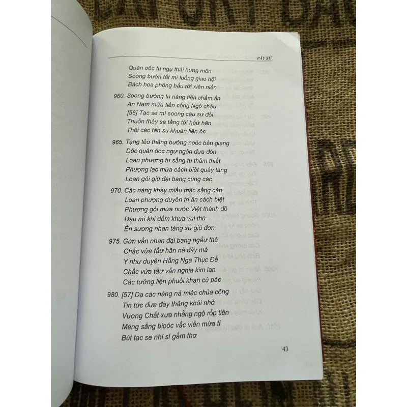 Truyện thơ Nôm các dân tộc thiểu số Việt Nam - Pây sử quảy binh ca 1004260