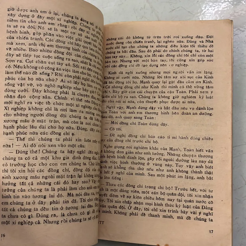 Những trái tim không tàn tật - Khuất Quang Thuỵ 996988