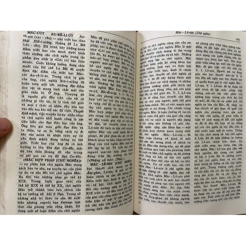 Từ điển Triết học  590410