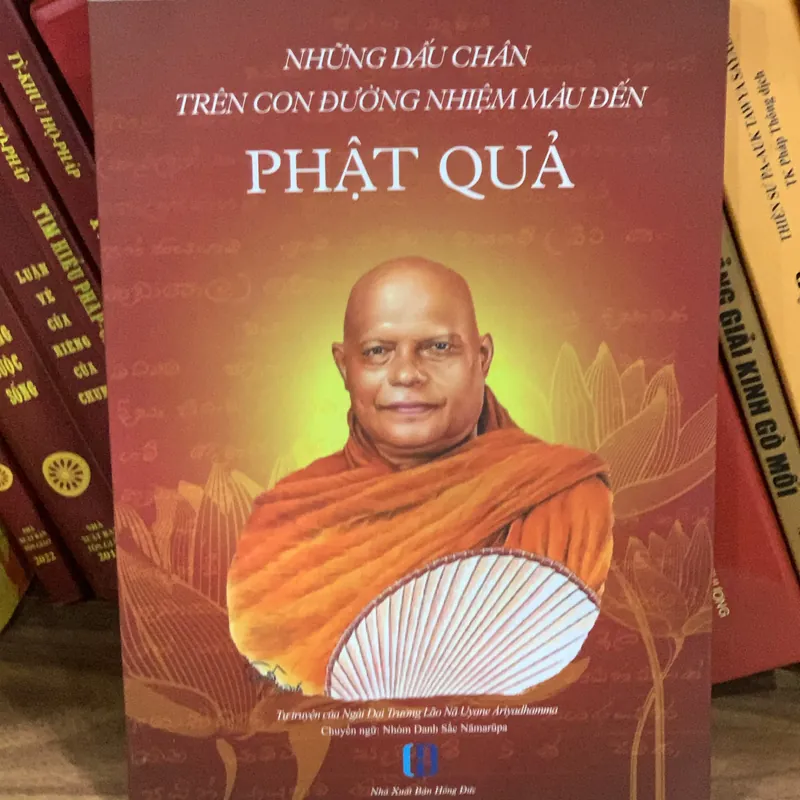 Sách Phật quả 577895