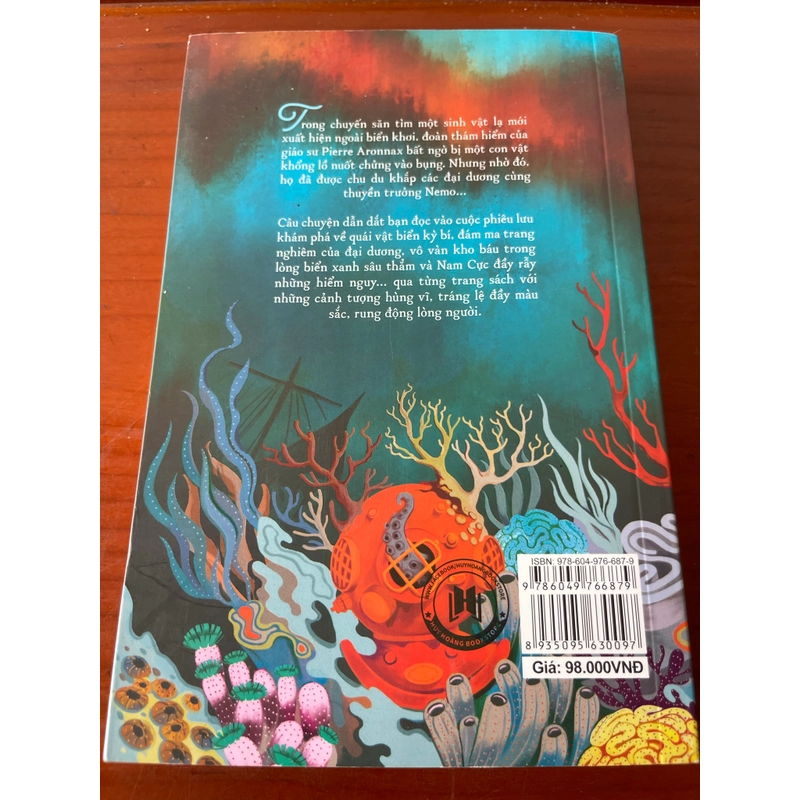 Hai vạn dặm dưới biển Jules Verne 541220