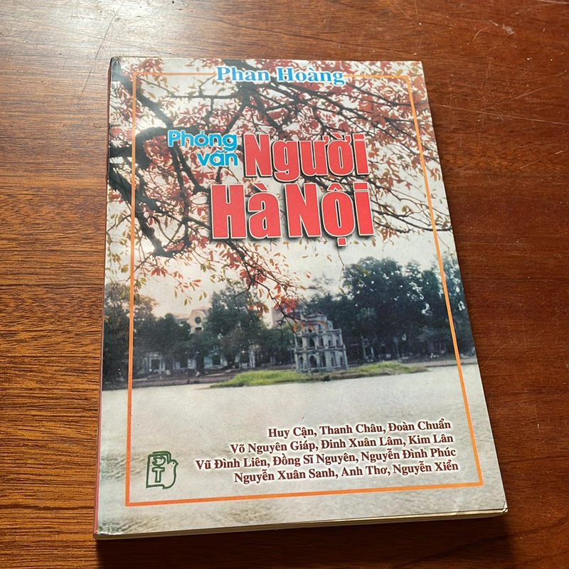 II Tựa sách: Phỏng Vấn Người Hà Nội - Phan Hoàng - 2000 506748