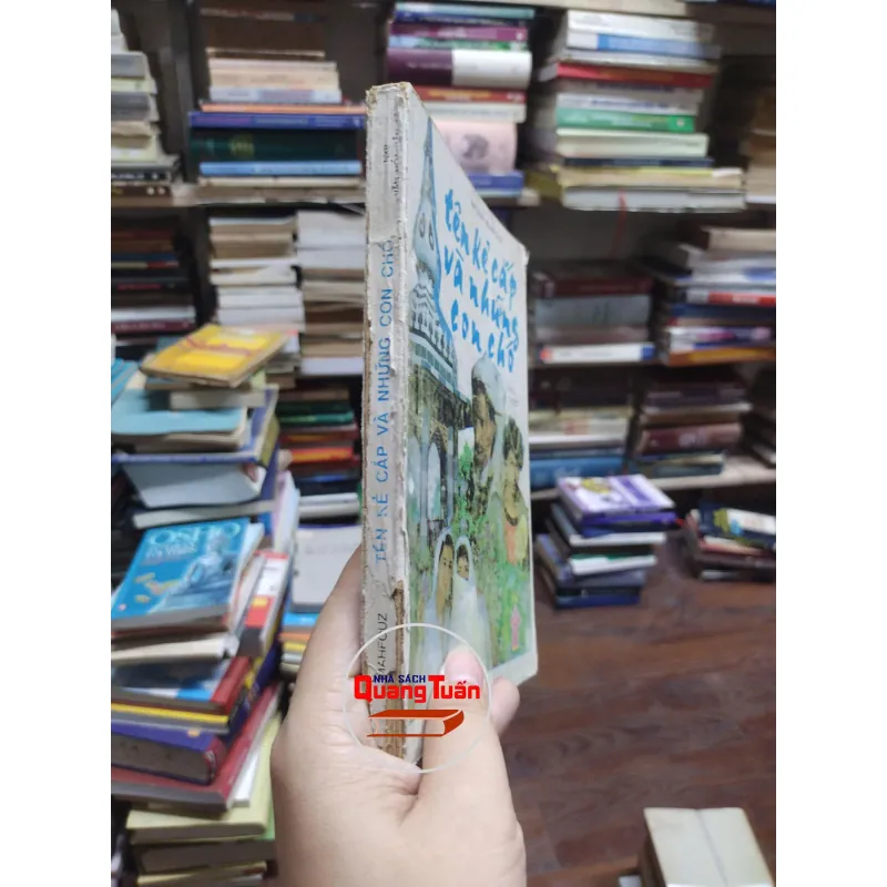 sách: Tên kẻ cắp và những con chó - Naguib Mahfouz (A1) 572993