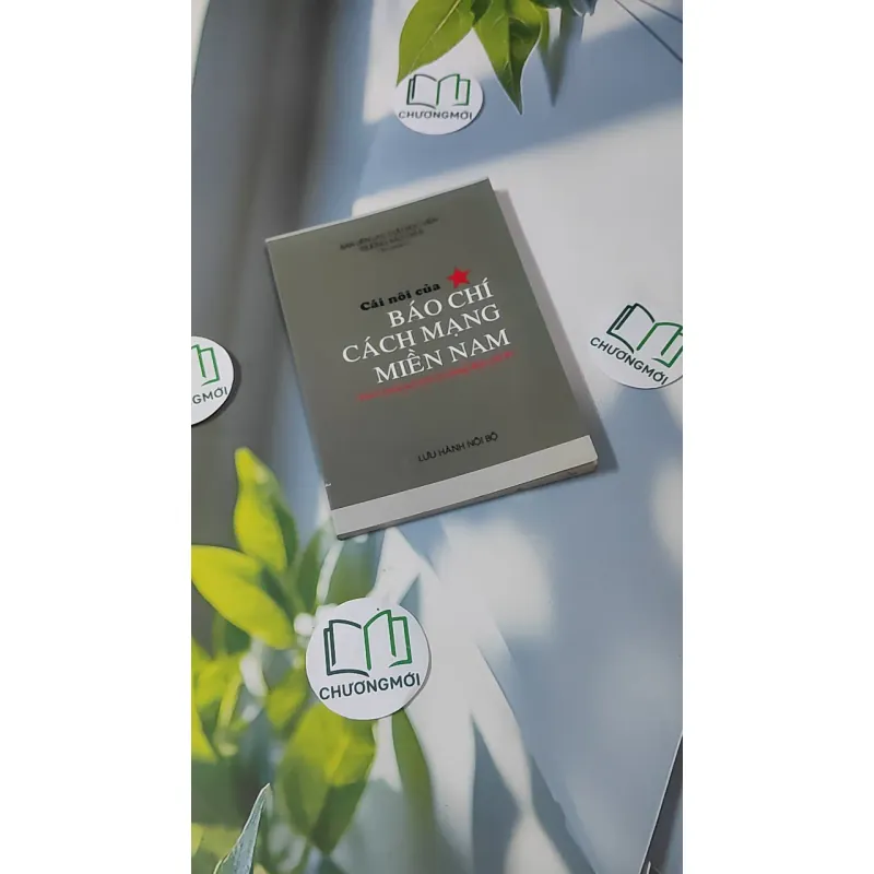 Cái Nôi Của Báo Chí Cách Mạng Miền Nam (Phác thảo kỷ yếu trường báo chí R) 928618