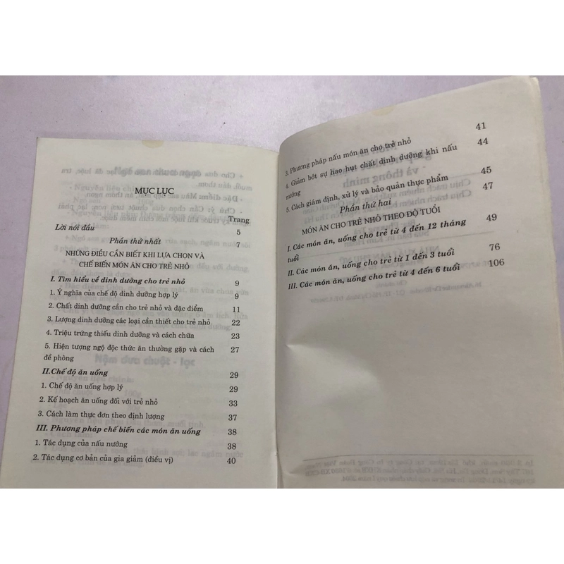 MÓN ĂN GIÚP TRẺ KHOẺ MẠNH VÀ THÔNG MINH - 135 trang, nxb: 2004 320375