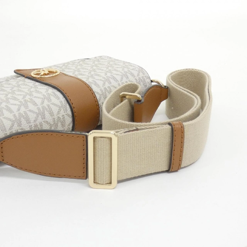 【Sản phẩm mới】Túi đeo vai Michael Michael Kors GREENWICH 32S3GGRC0B 613129