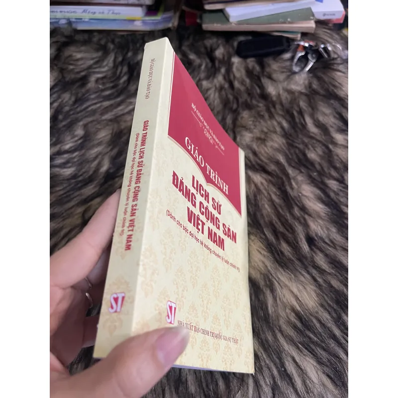 Giáo trình lịch sử Đảng cộng sản  759367