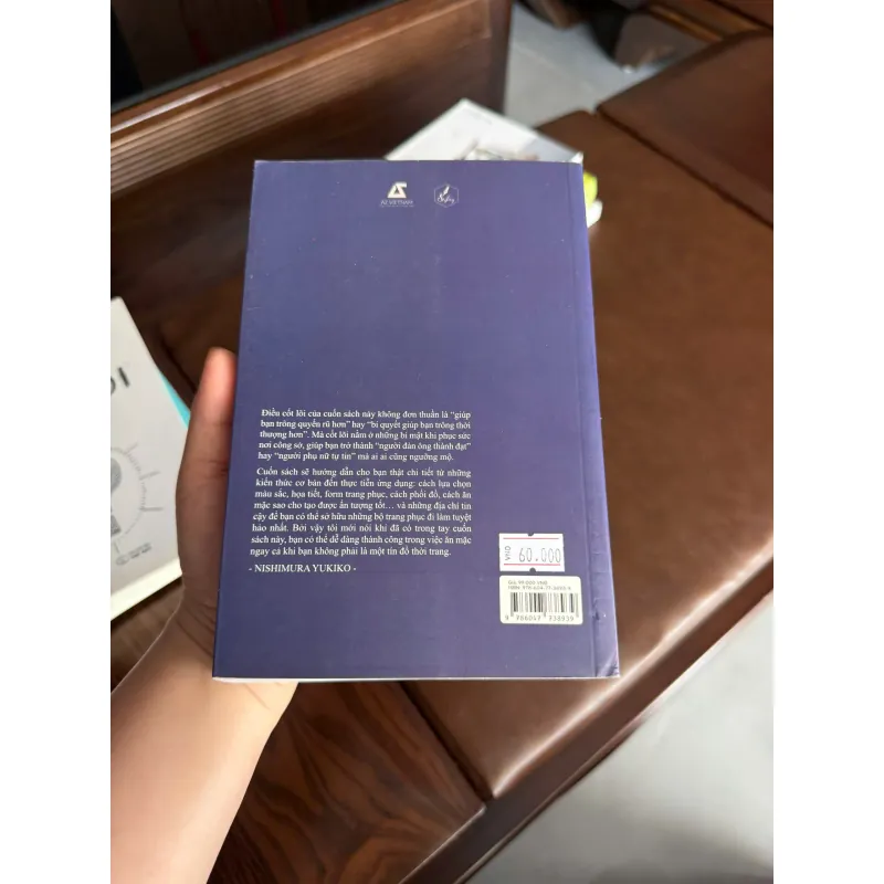 MẶC ĐẸP ĐỂ THÀNH CÔNG – Nishimura Yukiko- K4 1023779