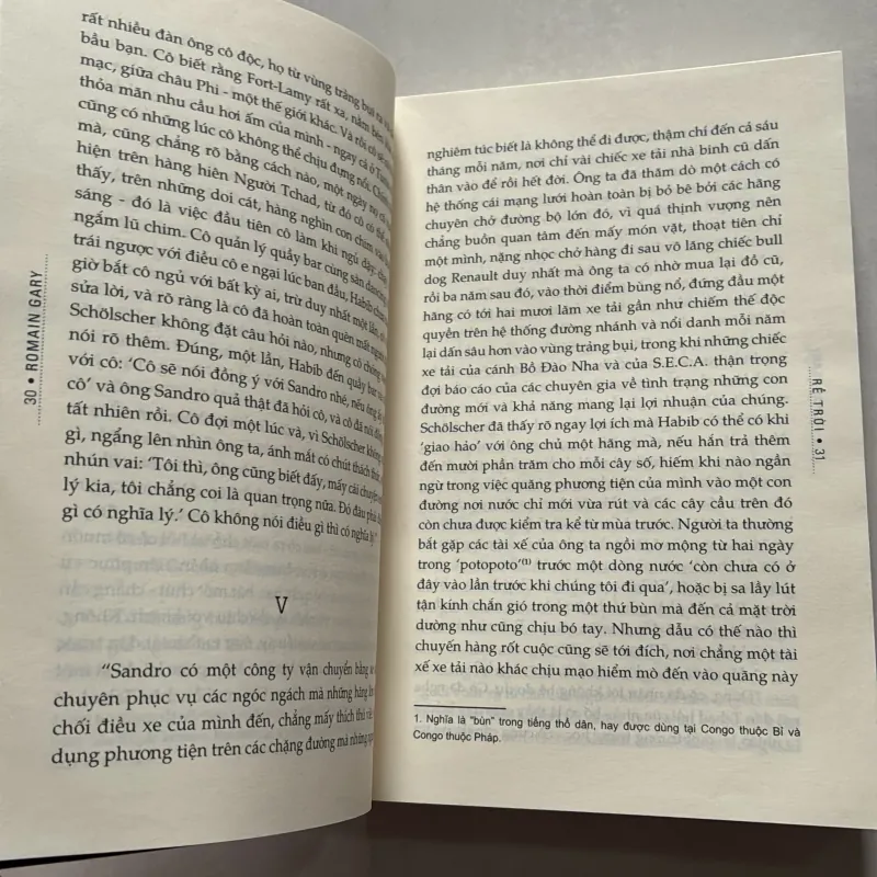 Rễ trời - Romain Gary (t01) 750544