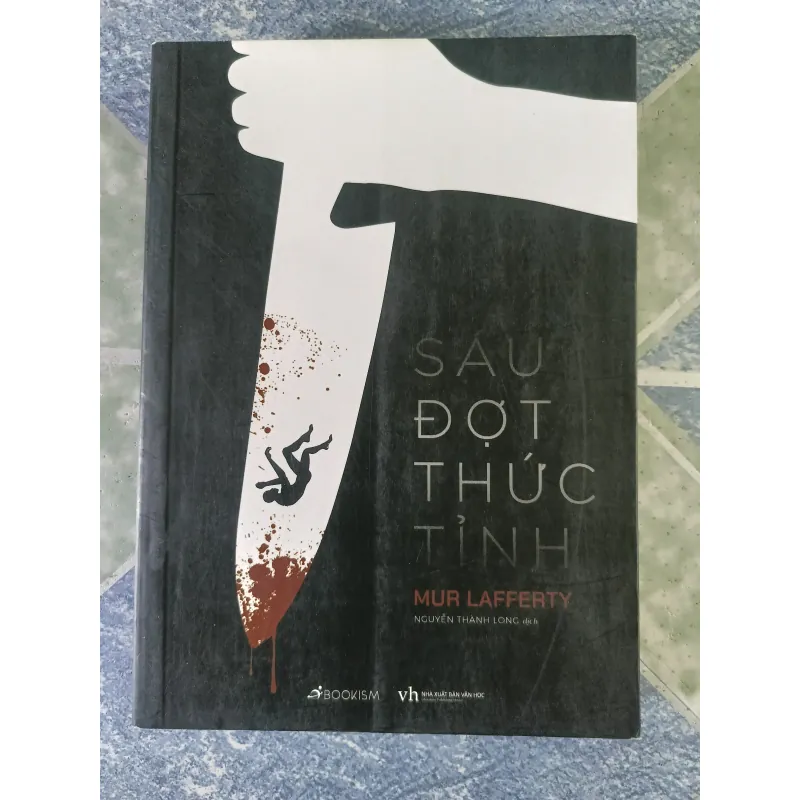 Sáu đợt thức tỉnh - Mur Lafferty 751450