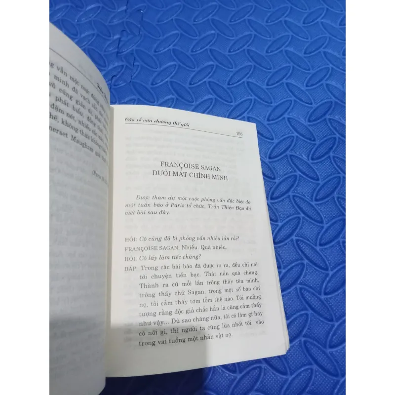 Cửa Sổ Văn Chương Thế Giới  1030157