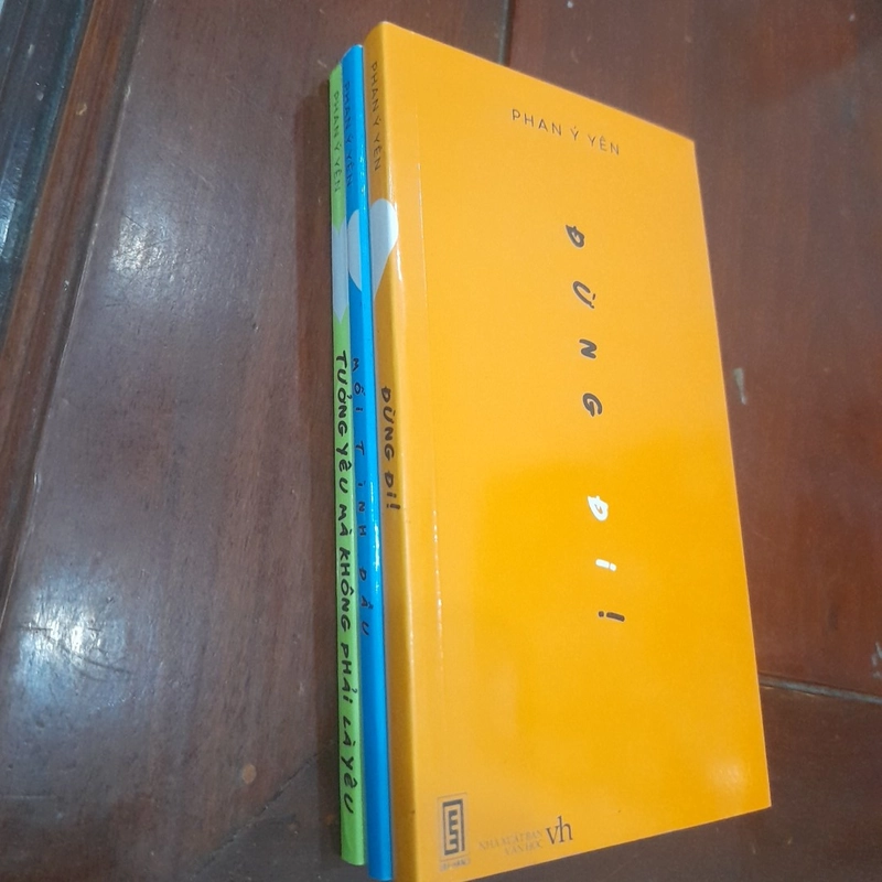 Trọn bộ hộp sách AI CŨNG TỪNG YÊU NHƯ THẾ của Phan Ý Yên 509491