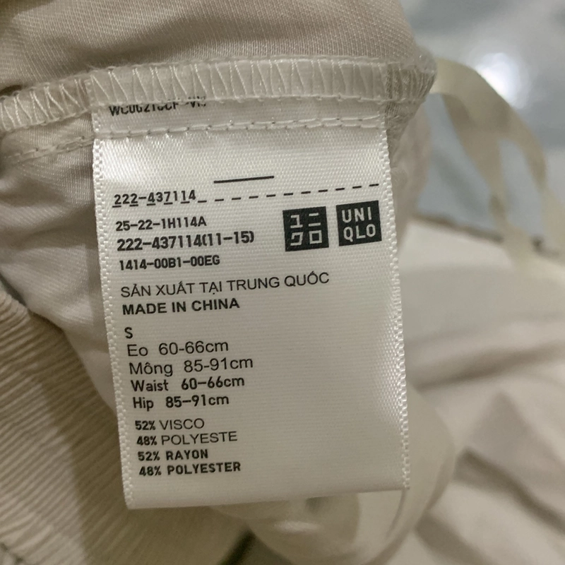 Chân váy Uniqlo  323550