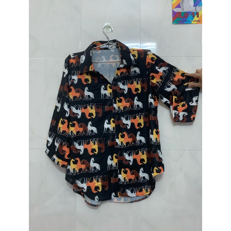 Áo kiểu thời trang ,size XL, tình trạng còn mới 537123