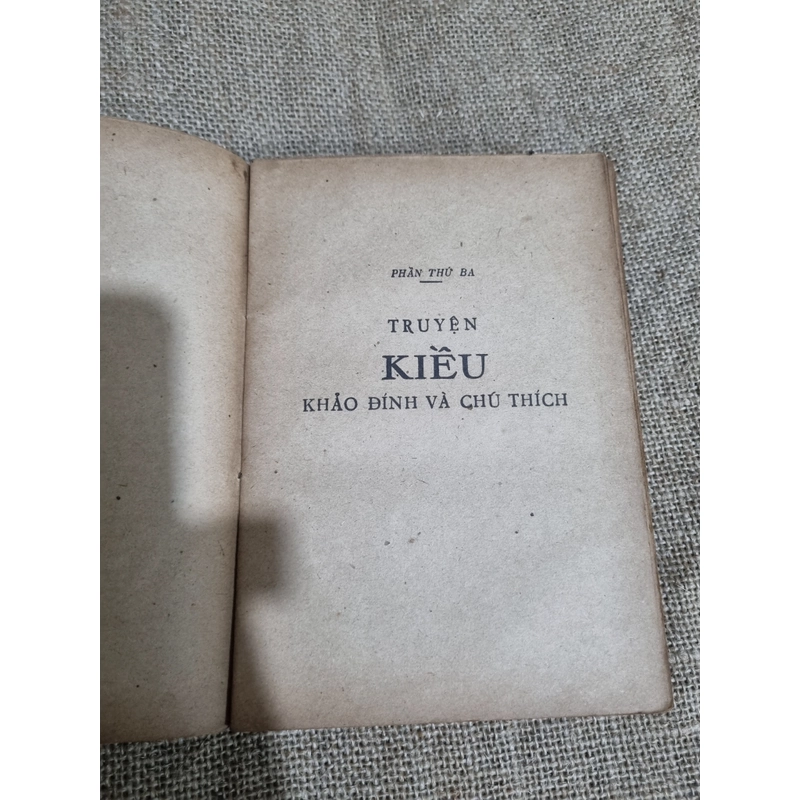 Truyện Kiều | Nguyên Thạch Giang khảo đính & chú thích | 1976 327305