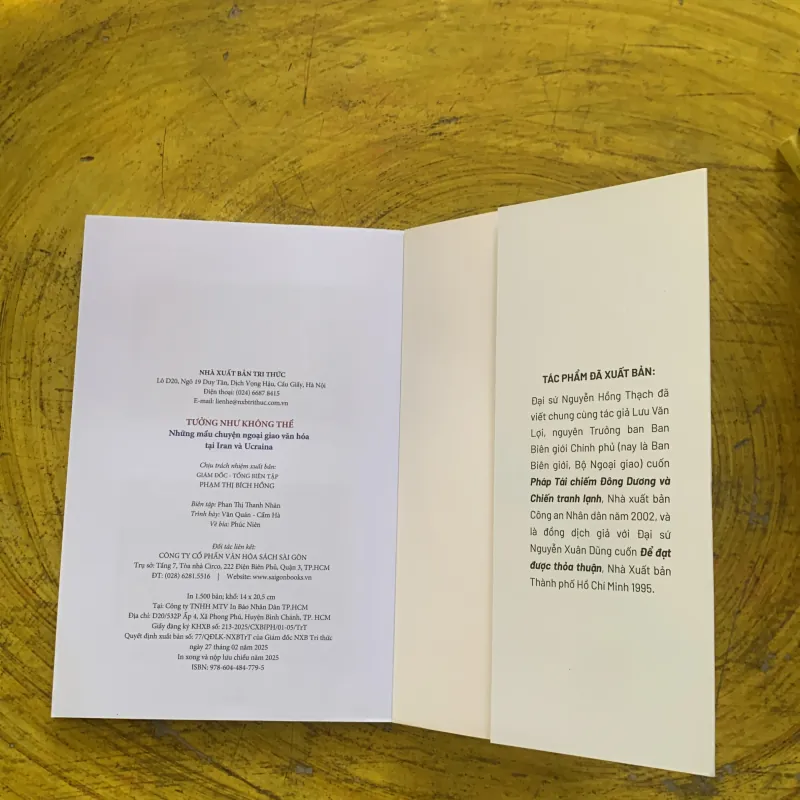 TƯỞNG NHƯ KHÔNG THỂ - NGUYỄN HỒNG THẠCH  937364